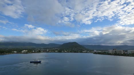 Samoa-Verlässt-Apia-Big-Sky