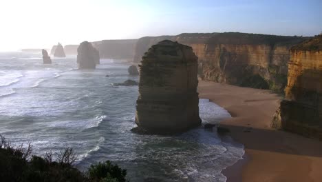 Australia-Great-Ocean-Road-12-Apostles-Evening-Sea-Stack-View
