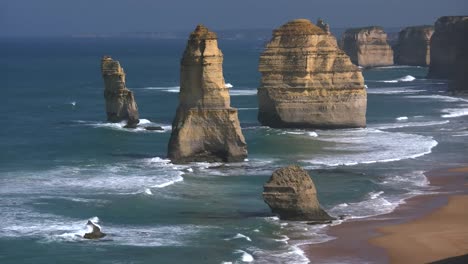 Australien-Great-Ocean-Road-12-Apostel-Morgens-Blick-In-Richtung-Sea-Stacks-Zoom