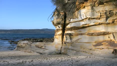 Australia-Murramarang-Beach-Sandstone