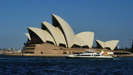 Australia-Sydney-Opera-House-Transbordadores-Tradicionales-Y-Modernos-Pasan