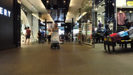 Australia-Sydney-Shopping-Mall