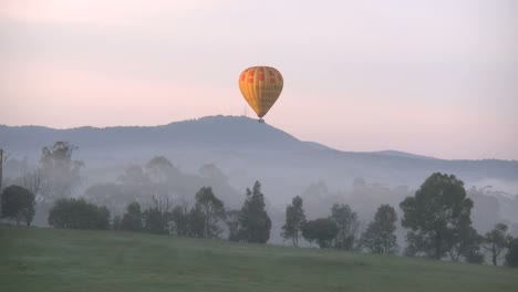 El-Globo-Del-Amanecer-Del-Valle-De-Yarra-De-Australia-Baja