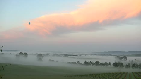 Australien-Yarra-Valley-Sonnenaufgang-Ballon-Valley