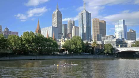 Australia-Melbourne-Boats-Being-Rowed-On-Yarra-River