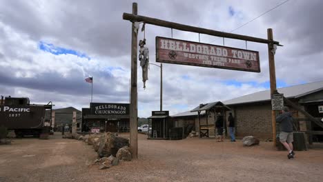 Arizona-Tombstone-Verdugo-Y-Signo