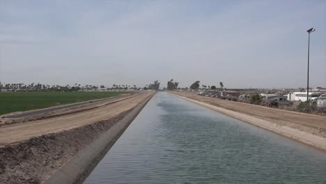 Arizona-Yuma-Zooms-Down-Irrigation-Canal