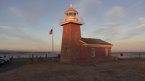 Kalifornien-Santa-Cruz-Leuchtturm-Am-Abend