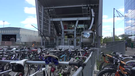 Oregon-Portland-Cable-Car-Rises-Over-Bicycles