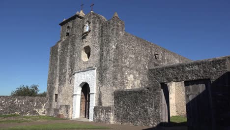 Texas-Goliad-Presidio-La-Bahia-Entrada-A-La-Iglesia