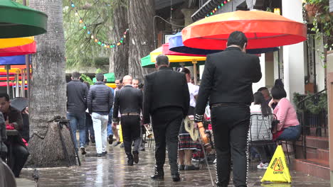 Texas-San-Antonio-People-Walking-With-Mariachis