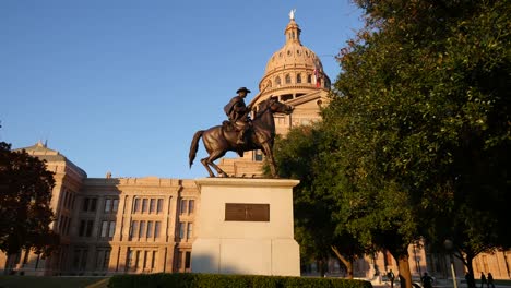 Texas-Austin-Capitol-And-Texas-Ranger-Statue