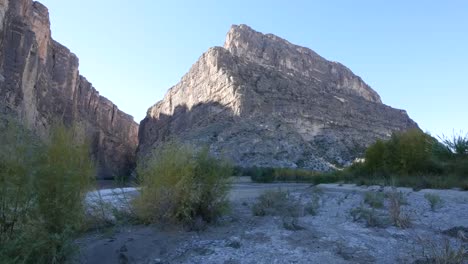 Texas-Big-Bend-Santa-Elena-Canyon-Pan-Derecha