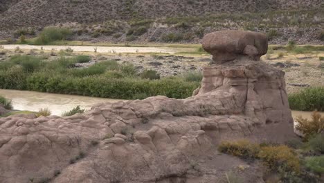 Texas-River-Road-Felsen-über-Rio-Grande