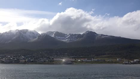 Argentinien-Ushuaia-Große-Wolke-über-Cirque