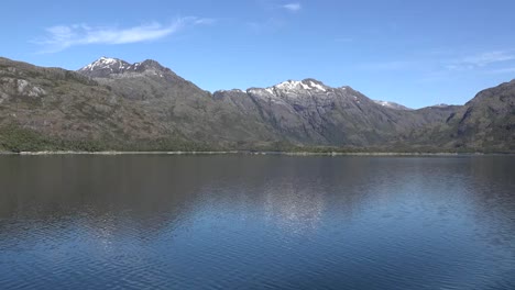 Chile-Kanal-Sarmiento-Berge-Linie-Fjord