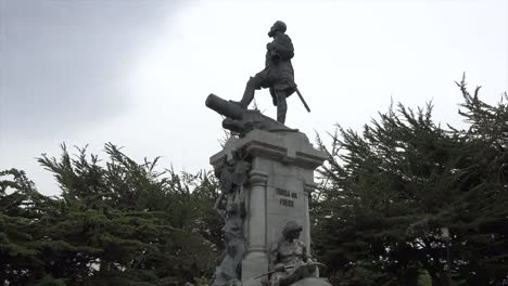 Chile-Punta-Arenas-Statue-Of-Navigator-Magellan-Tilt-And-Zoom
