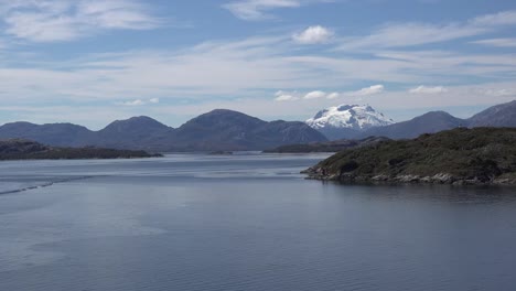 Chile-Zooms-On-Island-And-Volcano