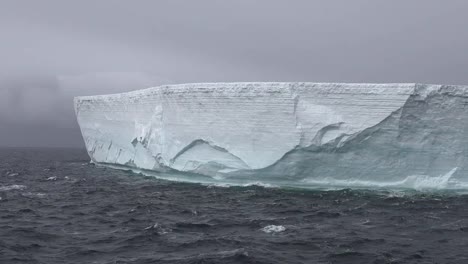 Antarctica-Pan-And-Zoom-On-Iceberg