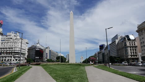 Argentina-Buenos-Aires-Obelisco-Y-Aceras-Acercar