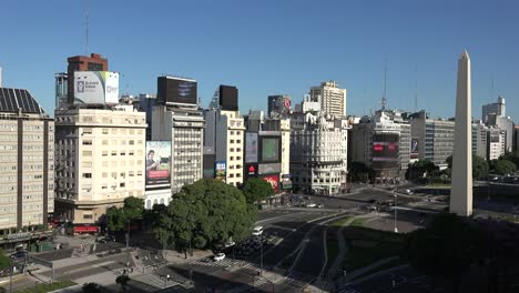 Argentinien-Buenos-Aires-Obelisk-Am-9.-Juli-Avenue