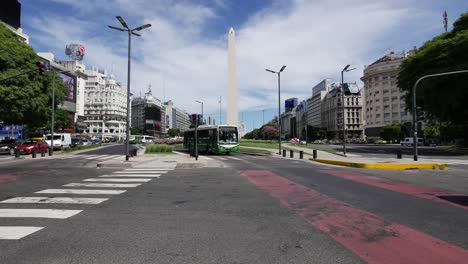 Argentinien-Buenos-Aires-Taxis-Und-Autos