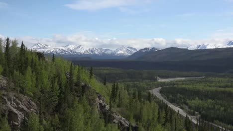 Alaska-Denali-Park-Blick-Auf-Das-Tal-Vergrößern