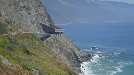 Kalifornien-Big-Sur-Pitkins-Kurventunnel