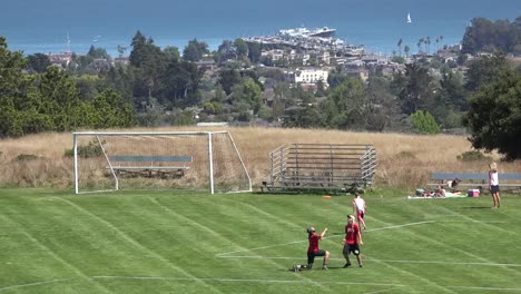 California-Santa-Cruz-Disc-Tourney-Warmups-Pier-In-Distance