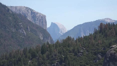 Kalifornien-Yosemite-Half-Dome-Verkleinert-Sich