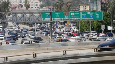 Kalifornien-Los-Angeles-Verstopfte-Langsame-Autobahn