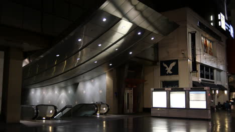 California-Los-Angeles-Elevator-And-American-Eagle-Outfitters-Store-At-Night