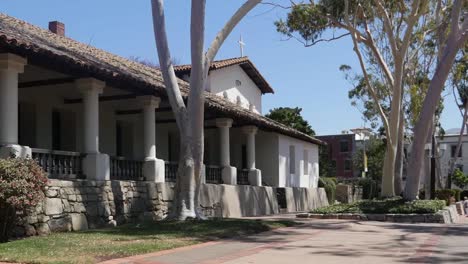 California-San-Luis-Obispo-Mission-Colonnade-Pan