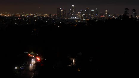 Los-Angeles-At-Night-With-Traffic-And-Skyline-Time-Lapse