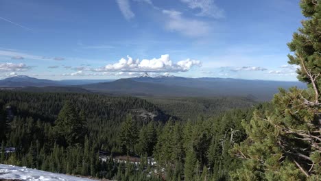 Oregon-Blick-Mit-Mt-Thielsen