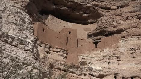 Arizona-Montezuma-Castle-Klippe-Wohnung-Seitenansicht-Vergrößern