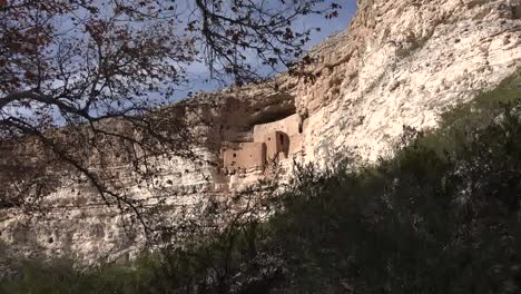 Arizona-Montezuma-Castillo-Enmarcado-Con-Hojas-Alejar