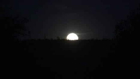 Lapso-De-Tiempo-Creciente-De-Luna-Llena-De-Arizona