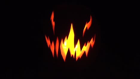 Halloween-Jack-O-Laterne-Mit-Scharfen-Zähnen