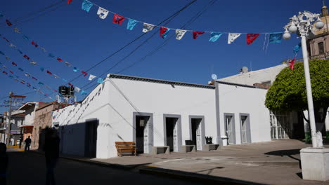 Mexico-Santa-Maria-Family-Passes-House