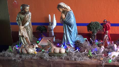 Escena-Del-Pesebre-De-México-En-La-Cafetería