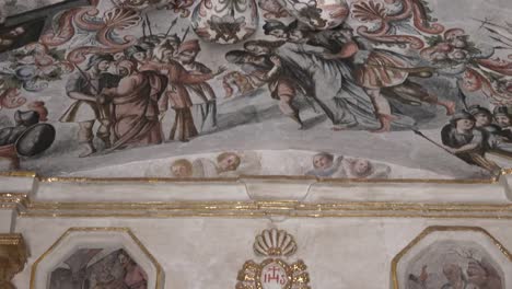 Mexico-Atotonilco-Tilt-To-Church-Interior