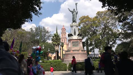 Mexiko-Dolores-Hidalgo-Statue-Von-Padre-Hidalgo-In-Plaza