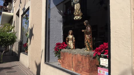 Mexiko-Tlaquepaque-Zoomt-Auf-Religiöse-Figuren