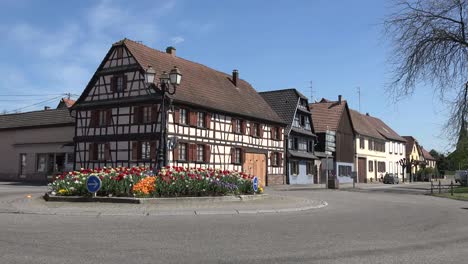 France-Alsace-Half-Timbered-House-Zooms-In