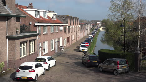 Netherlands-Schoonhoven-Street-And-Canal