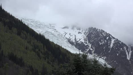 France-Glacier-On-Mont-Blanc-In-Fog