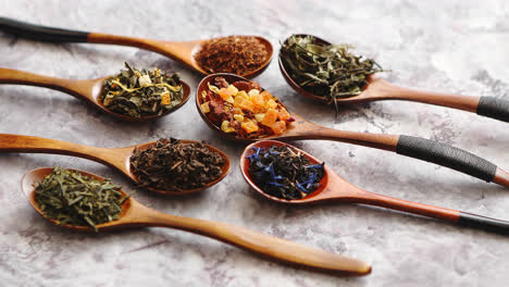 Spoons-with-different-types-of-dry-tea-leaves-