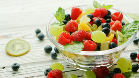 Bowl-with-berries-and-fruit