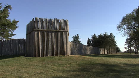 Valla-De-Madera-De-Nebraska-Fort-Kearney